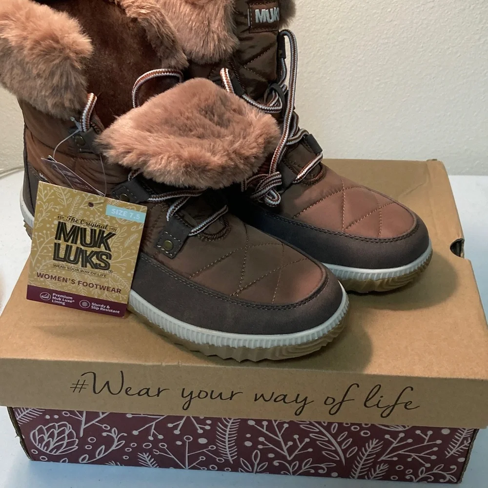 MUK LUKS Women's Winnie Waverly Boots